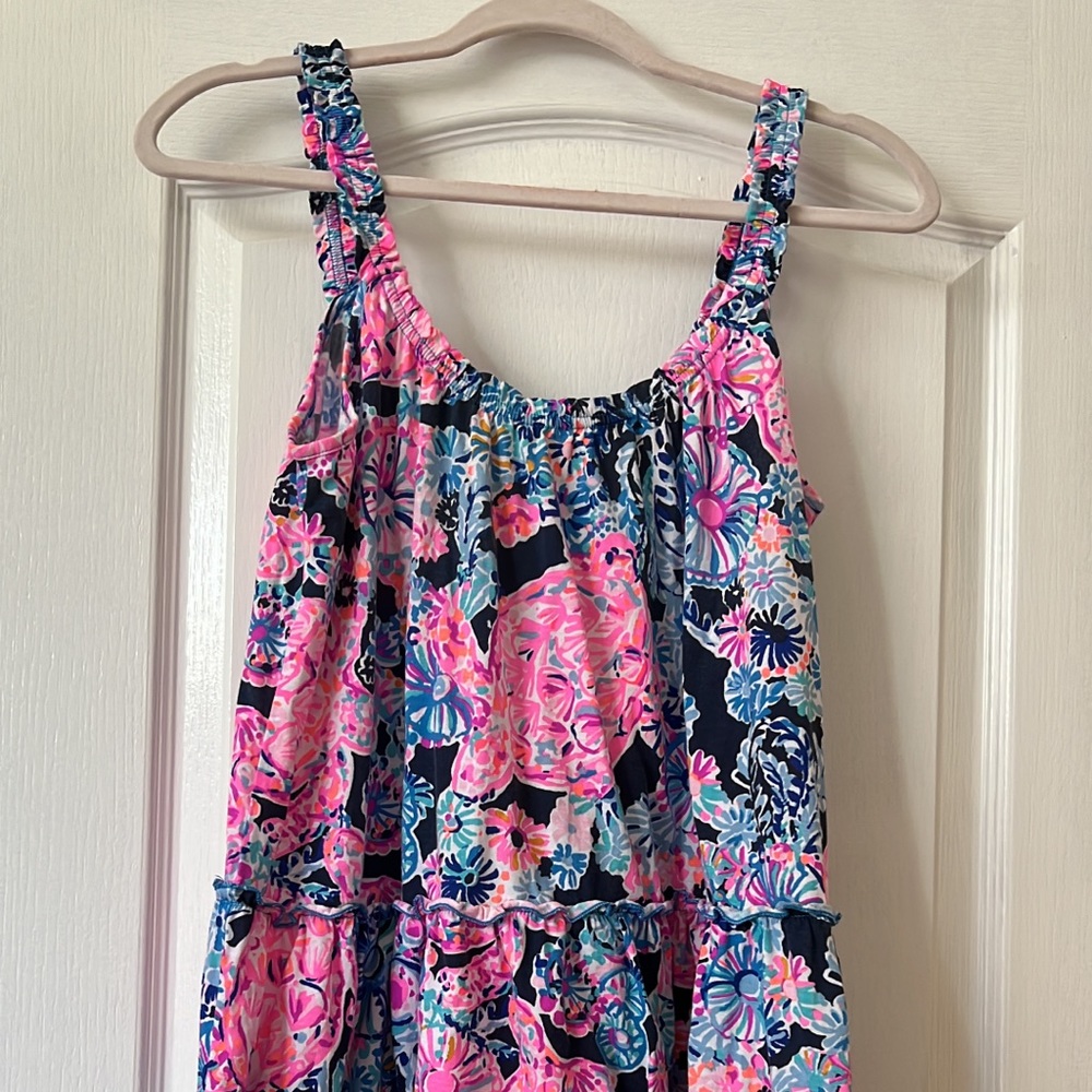 Lilly Pulitzer Loro size small NWOT